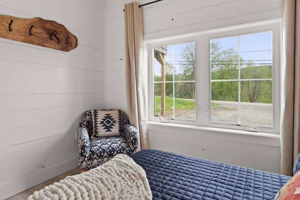 Charming & Freshly Restored Farmhouse 1 Mile From Center Of Stowe Eksteriør bilde